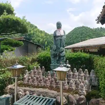 泉徳寺の地蔵