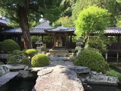 粉河寺の庭園