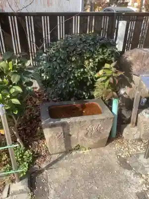 宮参り道の観音堂の手水舎