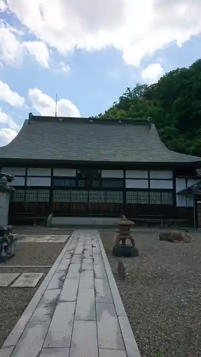 観音寺の本殿・本堂