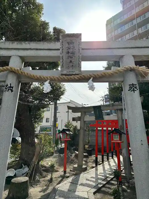 六宮神社の鳥居