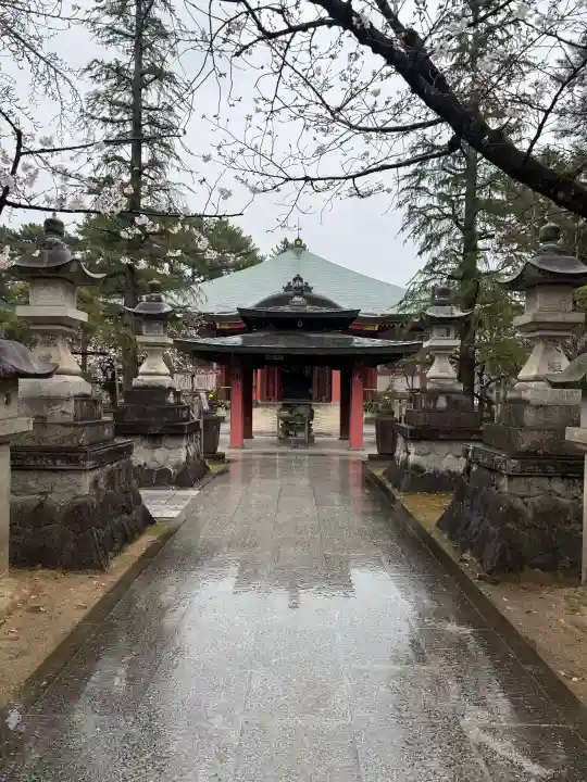 遍照院の{uncategorized: "未分類", other: "その他", undefined: "問題あり", building: "その他建物", grave: "お墓", sacred_gate: "鳥居", guardian: "狛犬", statue: "像", buddha: "仏像", history: "歴史", nature: "自然", garden: "庭園", animal: "動物", pagoda: "塔", temizu: "手水舎", mountain_gate: "山門・神門", sanctuary: "本殿・本堂", subordinate: "末社・摂社", art: "芸術", scenery: "景色", jizo: "地蔵", ema: "絵馬", goshuin: "御朱印", omikuji: "おみくじ", items: "授与品その他", amulet: "お守り", goshuincho: "御朱印帳", eats: "食事", festival: "お祭り", votive_dance: "神楽", shichigosan: "七五三参", wedding: "結婚式", experience: "体験その他", initially: "初詣", around: "周辺", anti_infection: "感染症対策"}