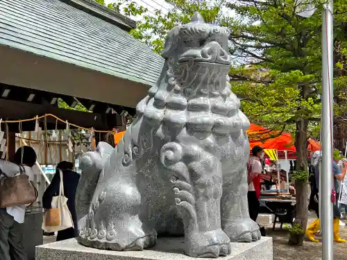 北海道神宮頓宮の狛犬