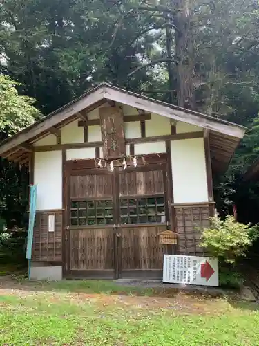 五所駒瀧神社の建物その他