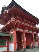 大鳥神社の山門・神門