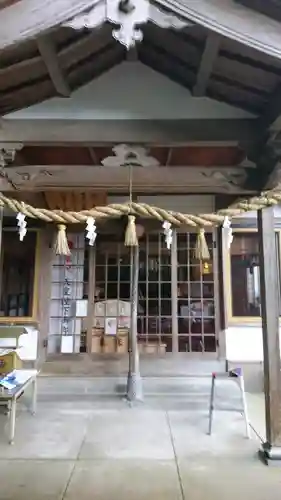 絹巻神社の本殿・本堂