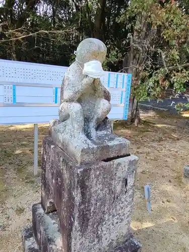 日吉神社の狛犬