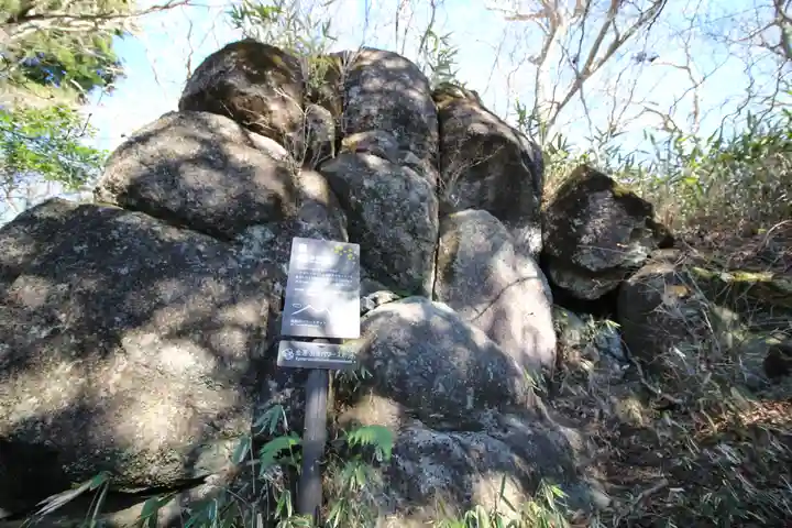 筑波山神社 女体山御本殿のその他建物