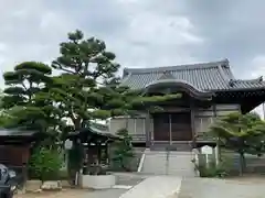 宝蔵寺の本殿