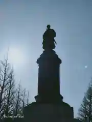 靖國神社の像