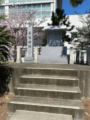 元寇神社の本殿