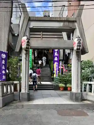 烏森神社の鳥居