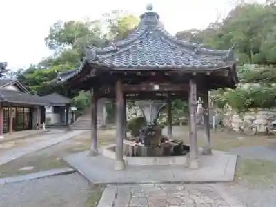 園城寺（三井寺）の手水舎