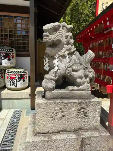 素盞嗚神社の{uncategorized: "未分類", other: "その他", undefined: "問題あり", building: "その他建物", grave: "お墓", sacred_gate: "鳥居", guardian: "狛犬", statue: "像", buddha: "仏像", history: "歴史", nature: "自然", garden: "庭園", animal: "動物", pagoda: "塔", temizu: "手水舎", mountain_gate: "山門・神門", sanctuary: "本殿・本堂", subordinate: "末社・摂社", art: "芸術", scenery: "景色", jizo: "地蔵", ema: "絵馬", goshuin: "御朱印", omikuji: "おみくじ", items: "授与品その他", amulet: "お守り", goshuincho: "御朱印帳", eats: "食事", festival: "お祭り", votive_dance: "神楽", shichigosan: "七五三参", wedding: "結婚式", experience: "体験その他", initially: "初詣", around: "周辺", anti_infection: "感染症対策"}