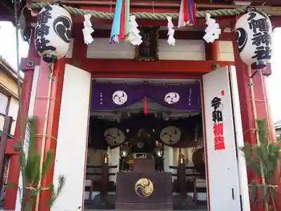白幡八幡神社の本殿・本堂
