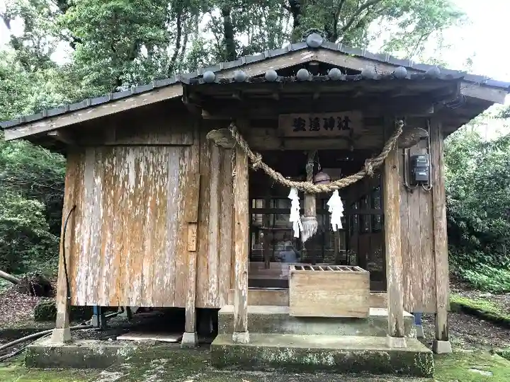 生達神社の本殿・本堂