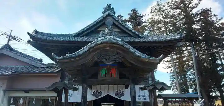 鬼鎮神社の本殿・本堂