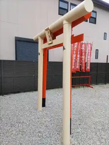 山屋敷神社の鳥居