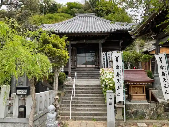 白翁山 神護寺の本殿・本堂