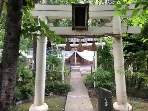 鴨島八幡神社の鳥居