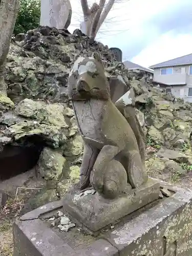 稲荷神社の狛犬