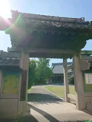正覚寺の山門・神門