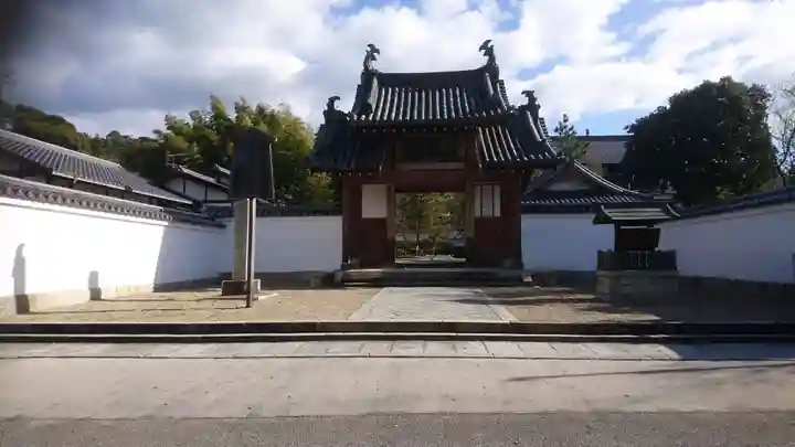 萬福寺の山門・神門