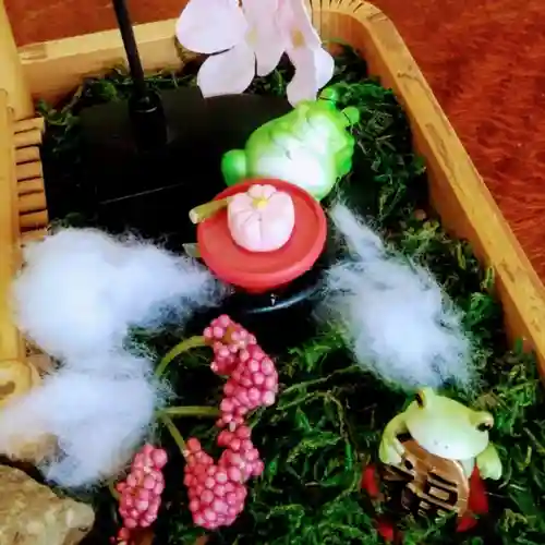 彌彦神社　(伊夜日子神社)の像