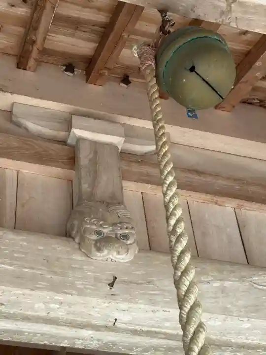 糸島市宇美八幡宮の{uncategorized: "未分類", other: "その他", undefined: "問題あり", building: "その他建物", grave: "お墓", sacred_gate: "鳥居", guardian: "狛犬", statue: "像", buddha: "仏像", history: "歴史", nature: "自然", garden: "庭園", animal: "動物", pagoda: "塔", temizu: "手水舎", mountain_gate: "山門・神門", sanctuary: "本殿・本堂", subordinate: "末社・摂社", art: "芸術", scenery: "景色", jizo: "地蔵", ema: "絵馬", goshuin: "御朱印", omikuji: "おみくじ", items: "授与品その他", amulet: "お守り", goshuincho: "御朱印帳", eats: "食事", festival: "お祭り", votive_dance: "神楽", shichigosan: "七五三参", wedding: "結婚式", experience: "体験その他", initially: "初詣", around: "周辺", anti_infection: "感染症対策"}