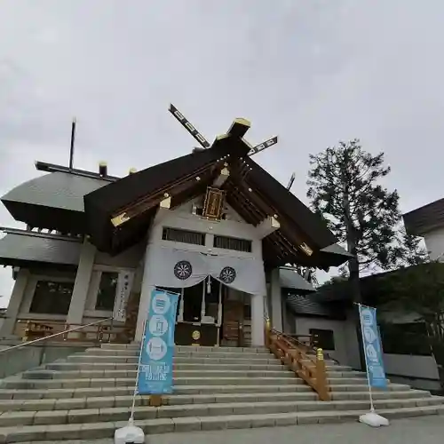 烈々布神社の本殿