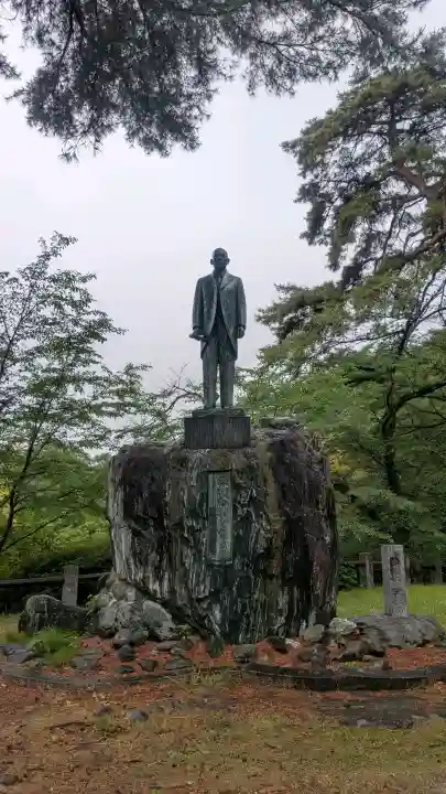 観音山慈眼院(高崎観音)の{uncategorized: "未分類", other: "その他", undefined: "問題あり", building: "その他建物", grave: "お墓", sacred_gate: "鳥居", guardian: "狛犬", statue: "像", buddha: "仏像", history: "歴史", nature: "自然", garden: "庭園", animal: "動物", pagoda: "塔", temizu: "手水舎", mountain_gate: "山門・神門", sanctuary: "本殿・本堂", subordinate: "末社・摂社", art: "芸術", scenery: "景色", jizo: "地蔵", ema: "絵馬", goshuin: "御朱印", omikuji: "おみくじ", items: "授与品その他", amulet: "お守り", goshuincho: "御朱印帳", eats: "食事", festival: "お祭り", votive_dance: "神楽", shichigosan: "七五三参", wedding: "結婚式", experience: "体験その他", initially: "初詣", around: "周辺", anti_infection: "感染症対策"}