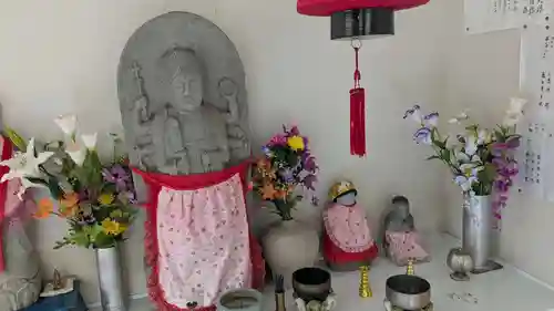 中札内地蔵尊の地蔵