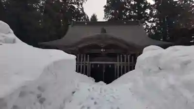 諏訪社の本殿・本堂