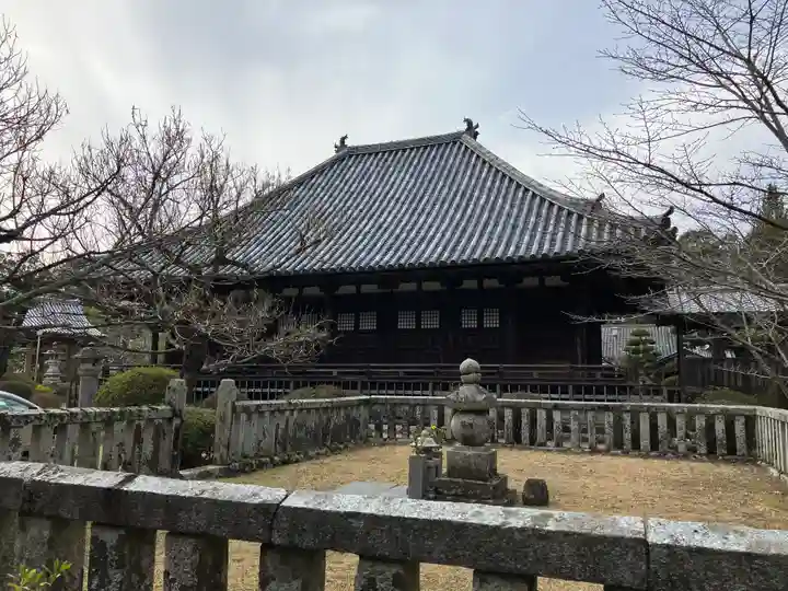善光寺の本殿・本堂