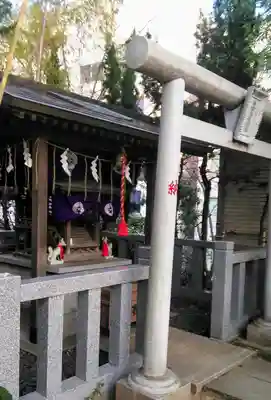 市谷亀岡八幡宮の末社・摂社