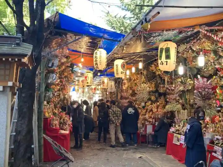 花園神社の周辺