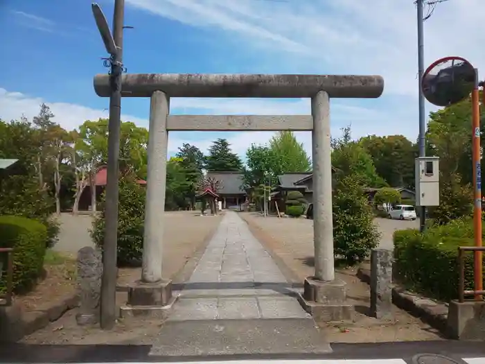 諏訪神社の鳥居