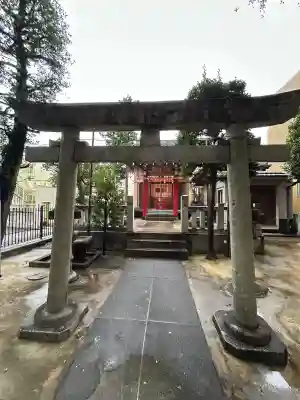 豊敬稲荷神社(ときわ台天祖神社境外末社)の{uncategorized: "未分類", other: "その他", undefined: "問題あり", building: "その他建物", grave: "お墓", sacred_gate: "鳥居", guardian: "狛犬", statue: "像", buddha: "仏像", history: "歴史", nature: "自然", garden: "庭園", animal: "動物", pagoda: "塔", temizu: "手水舎", mountain_gate: "山門・神門", sanctuary: "本殿・本堂", subordinate: "末社・摂社", art: "芸術", scenery: "景色", jizo: "地蔵", ema: "絵馬", goshuin: "御朱印", omikuji: "おみくじ", items: "授与品その他", amulet: "お守り", goshuincho: "御朱印帳", eats: "食事", festival: "お祭り", votive_dance: "神楽", shichigosan: "七五三参", wedding: "結婚式", experience: "体験その他", initially: "初詣", around: "周辺", anti_infection: "感染症対策"}