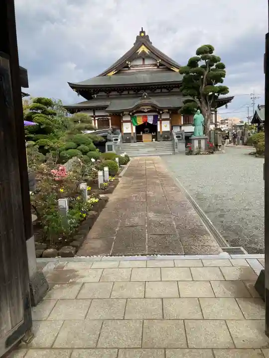 慈眼寺の本殿・本堂