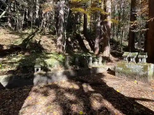 戸隠神社宝光社の末社