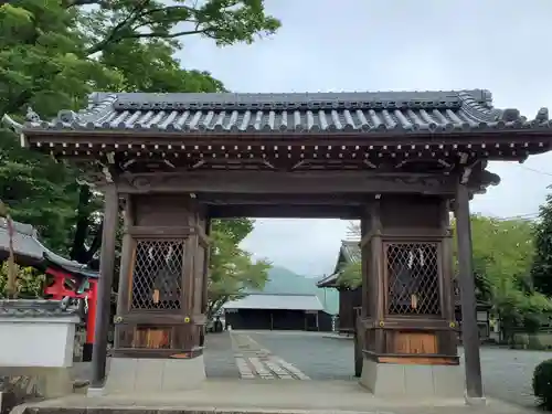 篠山春日神社の山門