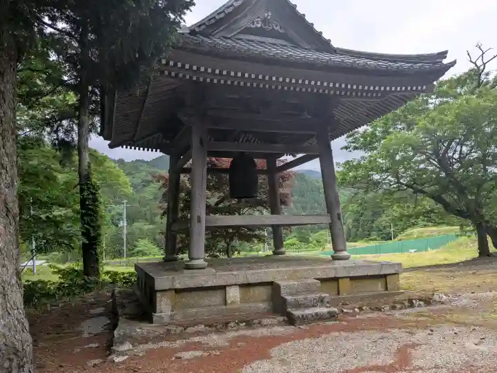 行徳寺の{uncategorized: "未分類", other: "その他", undefined: "問題あり", building: "その他建物", grave: "お墓", sacred_gate: "鳥居", guardian: "狛犬", statue: "像", buddha: "仏像", history: "歴史", nature: "自然", garden: "庭園", animal: "動物", pagoda: "塔", temizu: "手水舎", mountain_gate: "山門・神門", sanctuary: "本殿・本堂", subordinate: "末社・摂社", art: "芸術", scenery: "景色", jizo: "地蔵", ema: "絵馬", goshuin: "御朱印", omikuji: "おみくじ", items: "授与品その他", amulet: "お守り", goshuincho: "御朱印帳", eats: "食事", festival: "お祭り", votive_dance: "神楽", shichigosan: "七五三参", wedding: "結婚式", experience: "体験その他", initially: "初詣", around: "周辺", anti_infection: "感染症対策"}