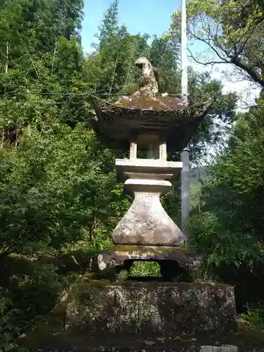 荒倉神社の建物その他