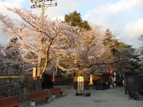 鶴ケ城稲荷神社の食事