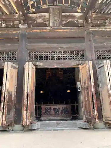 建長寺の本殿・本堂