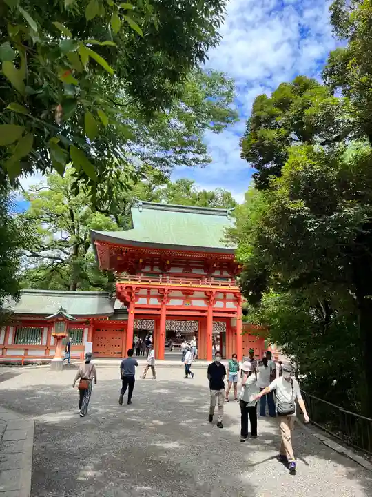 武蔵一宮氷川神社の山門・神門