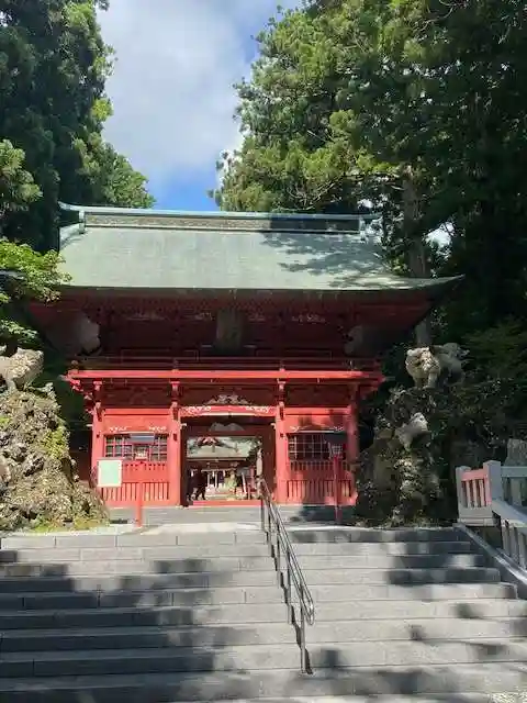 富士山東口本宮 冨士浅間神社の山門・神門