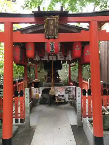 白峯神宮の鳥居