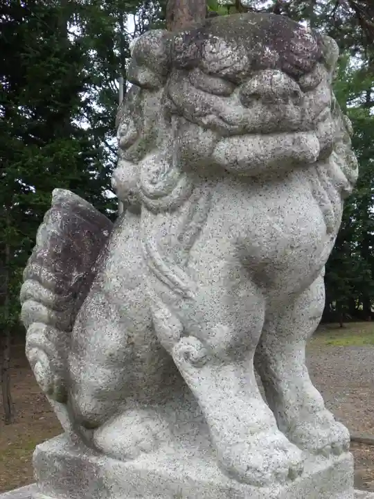 美深神社の狛犬