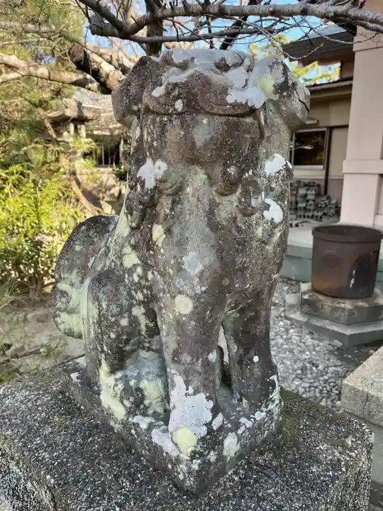 高山神社の{uncategorized: "未分類", other: "その他", undefined: "問題あり", building: "その他建物", grave: "お墓", sacred_gate: "鳥居", guardian: "狛犬", statue: "像", buddha: "仏像", history: "歴史", nature: "自然", garden: "庭園", animal: "動物", pagoda: "塔", temizu: "手水舎", mountain_gate: "山門・神門", sanctuary: "本殿・本堂", subordinate: "末社・摂社", art: "芸術", scenery: "景色", jizo: "地蔵", ema: "絵馬", goshuin: "御朱印", omikuji: "おみくじ", items: "授与品その他", amulet: "お守り", goshuincho: "御朱印帳", eats: "食事", festival: "お祭り", votive_dance: "神楽", shichigosan: "七五三参", wedding: "結婚式", experience: "体験その他", initially: "初詣", around: "周辺", anti_infection: "感染症対策"}